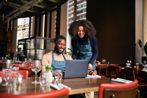 Oracle and NetSuite Bring AI Into Restaurant Operations as Industry Seeks Unified Systems